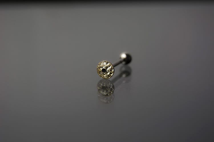 Barbell acero base plana joyería blanca