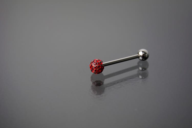 Barbell acero joyería color rojo
