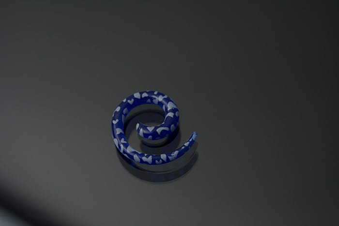 Espiral acrílico decorado