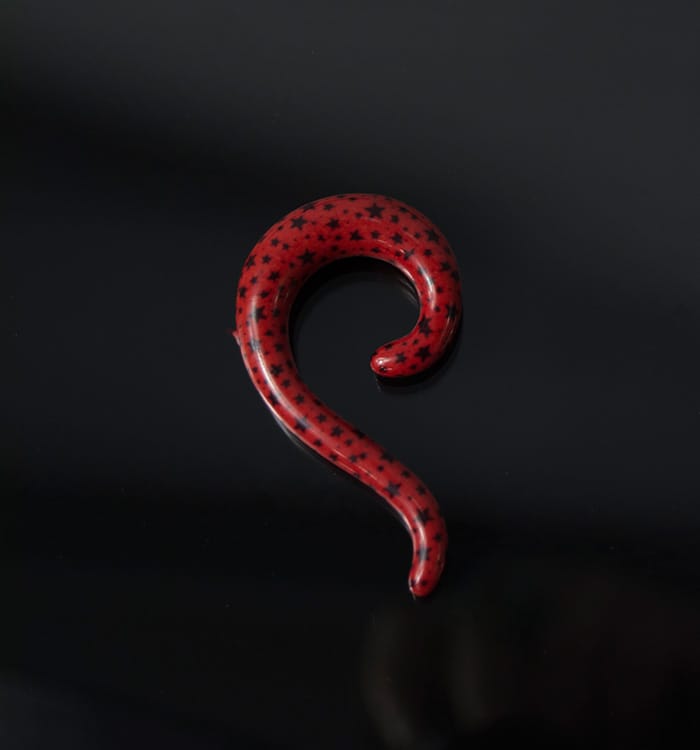 Espiral acrílico mitad corazón estrellas
