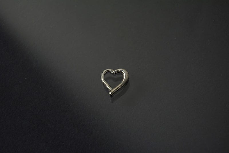Joyera acero liso corazón click