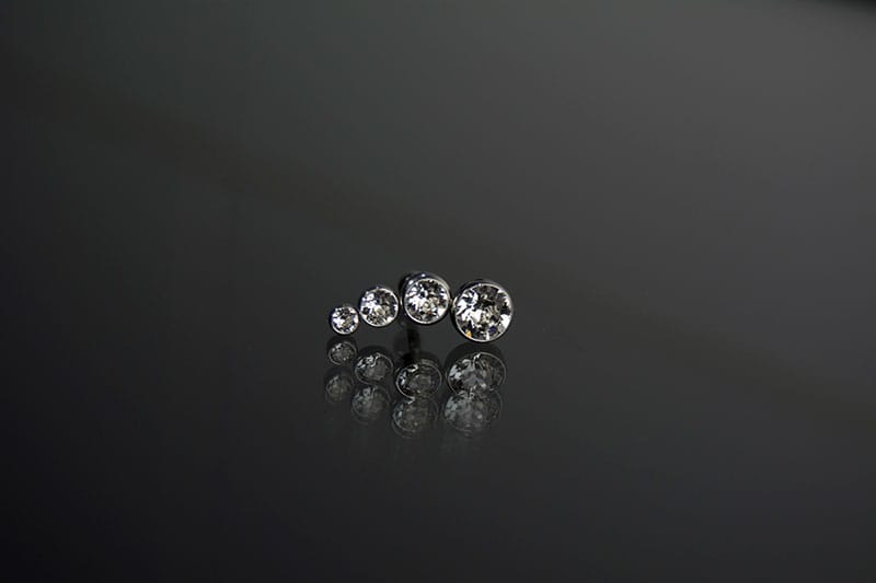 Lab acero rosca 4 gemas cristal