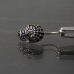 Navel acero calavera