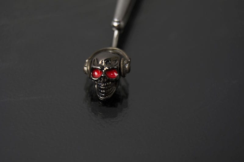 Navel acero calavera audífonos