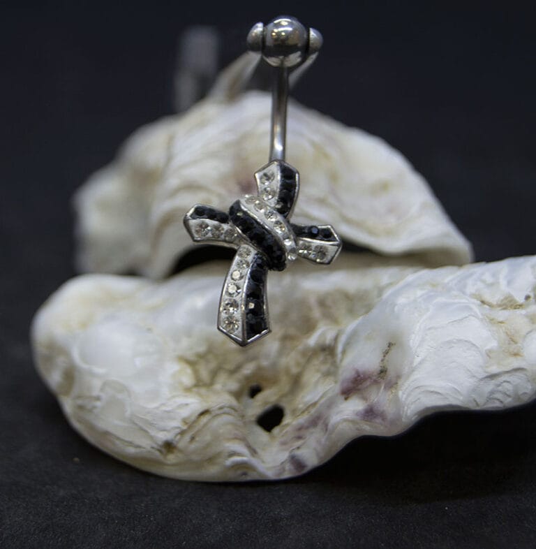 Navel acero cruz multibrillante negro blanco