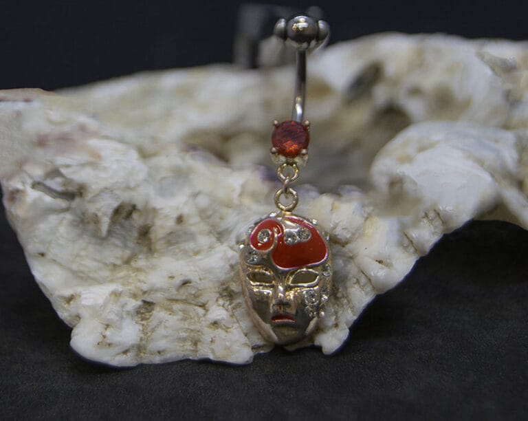 Navel acero dorado veneciana joya roja