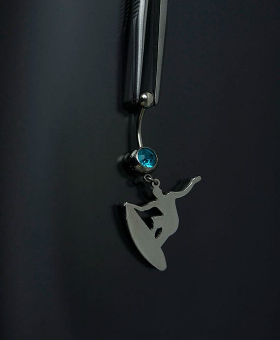 Navel acero joya azul colgante surf