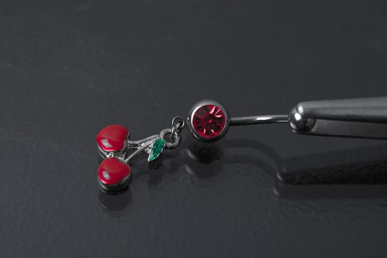 Navel acero joya roja colgante cerezas pintadas