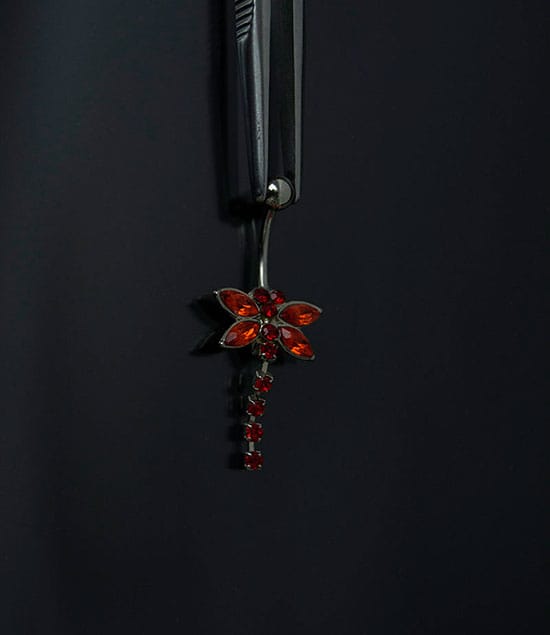 Navel acero joyería roja