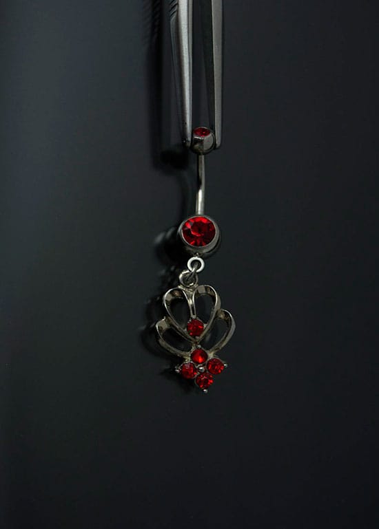 Navel acero joyería roja