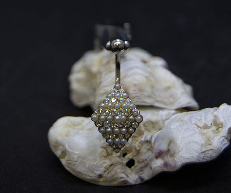 Navel acero perlado