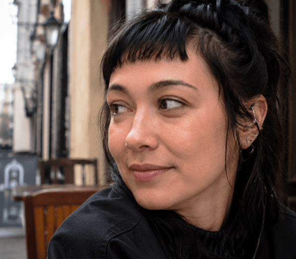 piercing femenino elegante